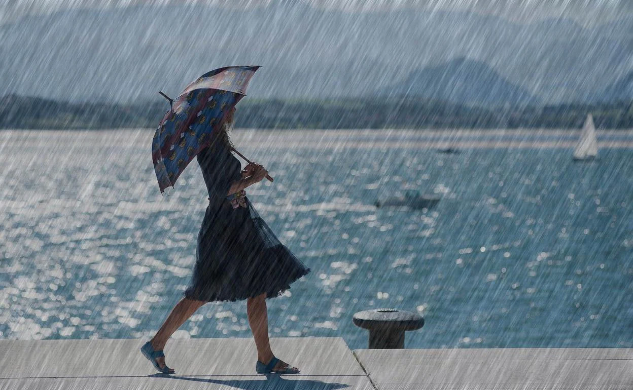Celebramos 'Día Mundial Paraguas' con diseños para pasear bajo la lluvia | El Montañés