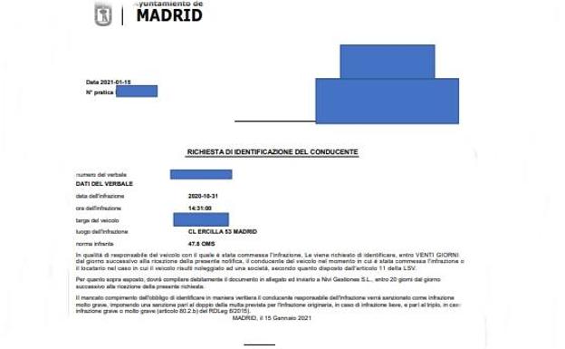 Imagen de una multa puesta por el Ayuntamiento de Madrid a un ciudadano italiano