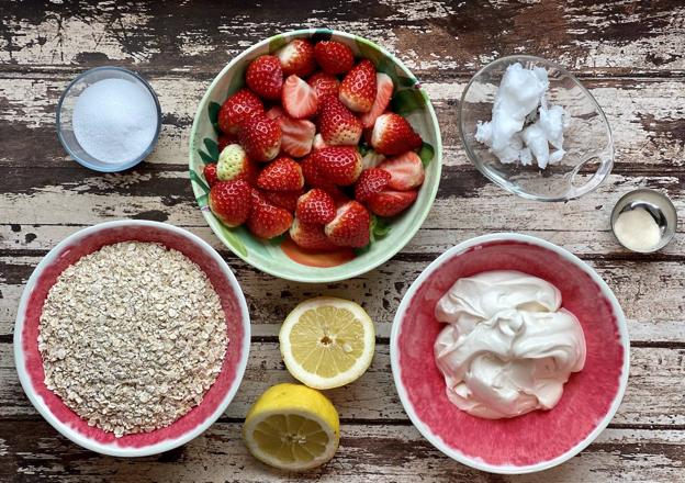 Los ingredientes necesarios para el postre.