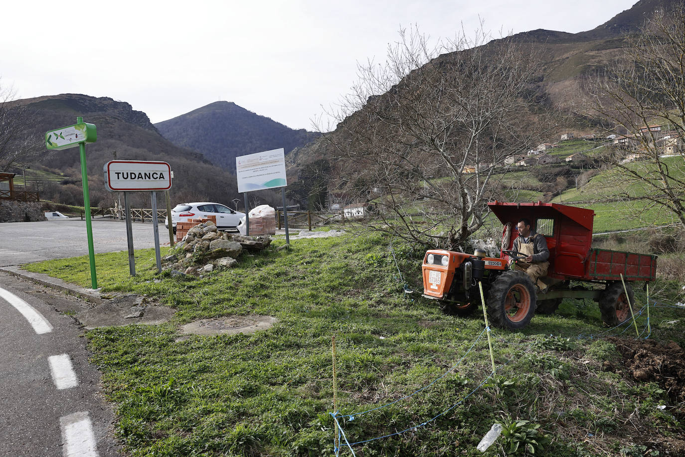 Tan aislados viven los vecinos de este municipio de cuatro pueblos, que habían aguantado sin contagios toda la pandemia, hasta que el virus apareció el pasado viernes