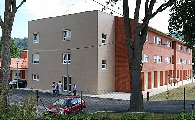 Molledo traslada a Empleo su interés por contar con escuelas taller de jardinería y tiempo libre