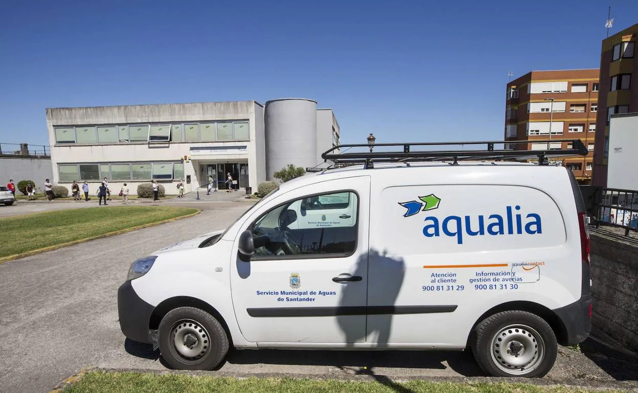 Aqualia alerta sobre falsas llamadas de control de agua 