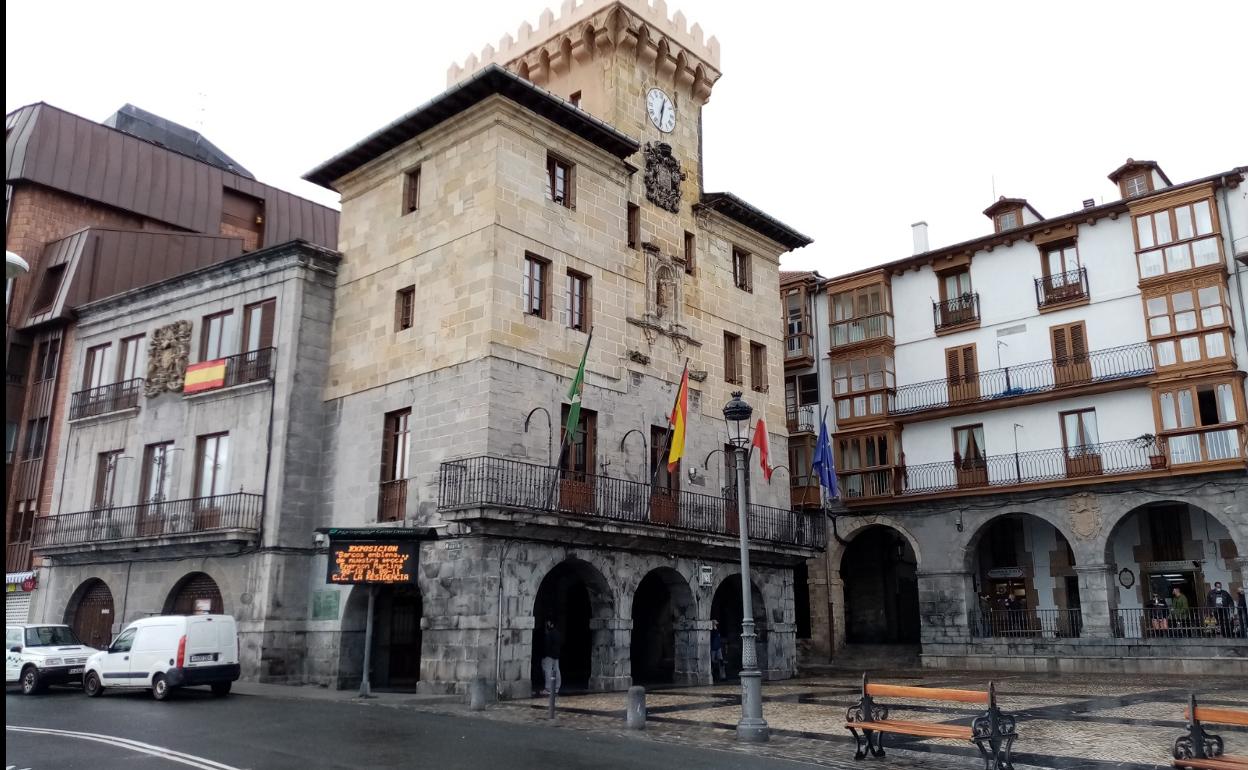 Fachada de la Casa Consistorial castreña.