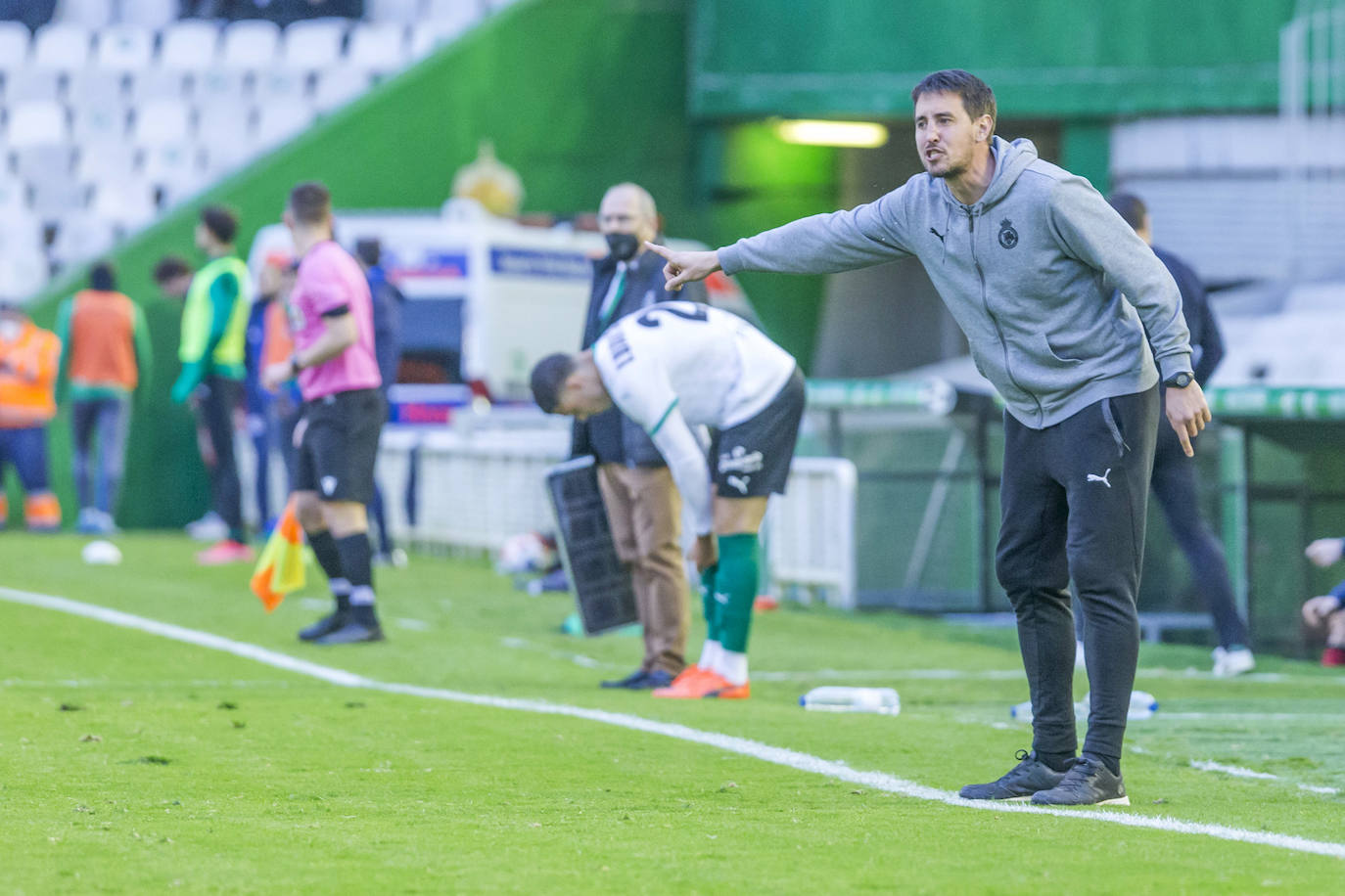 Fotos: Las imágenes del Racing- Real Sociedad B