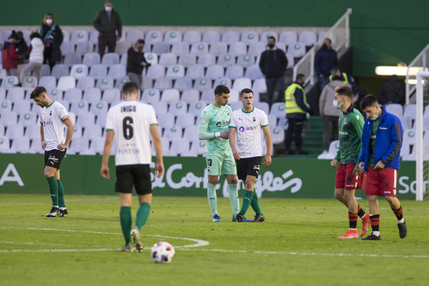 Fotos: Las imágenes del Racing- Real Sociedad B