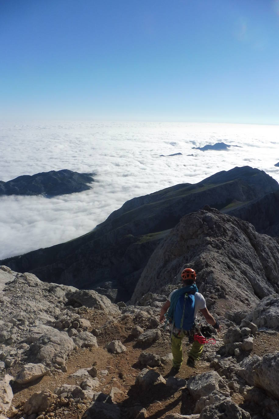 El centro, con sede en el Valle de Liébana, oferta enseñanzas deportivas de régimen especial en las modalidades de Montaña y Escalada.