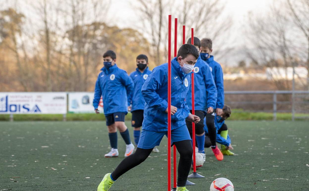 Los clubes del fútbol base deberán inscribirse si quieren competir y asegurarse la categoría.