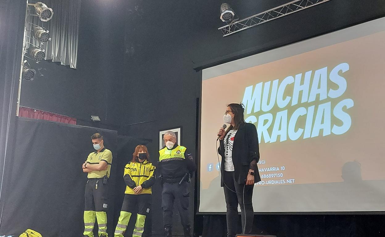 Los ponentes de la Policía, la DYA y el área de Juventud durante la charla en el Instituto Ataúlfo Argenta.