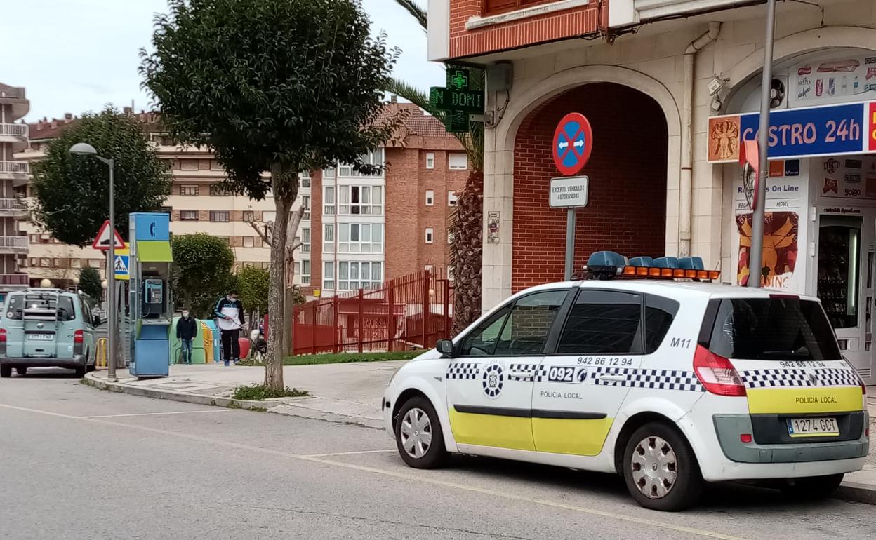 Inmediaciones de las dependencias de la Policía Local.