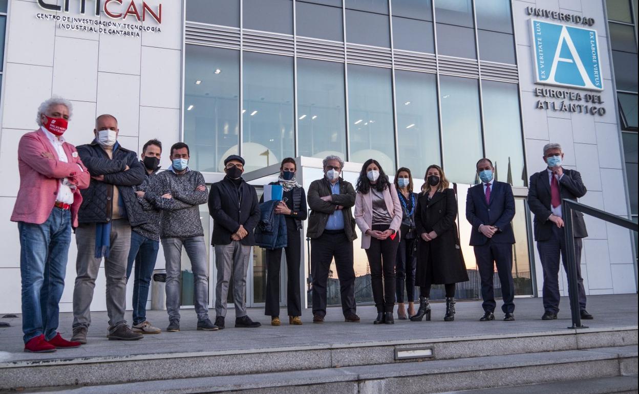 Ángel Cuevas, José Luis Pérez, Nacho Solana, Toni González, Jesús Sánchez, Marta Barca, Javier Hernández de Sande, Sandra Sumalla, Elena Palacio, Marta López, Rubén Calderón y Roberto Ruiz.