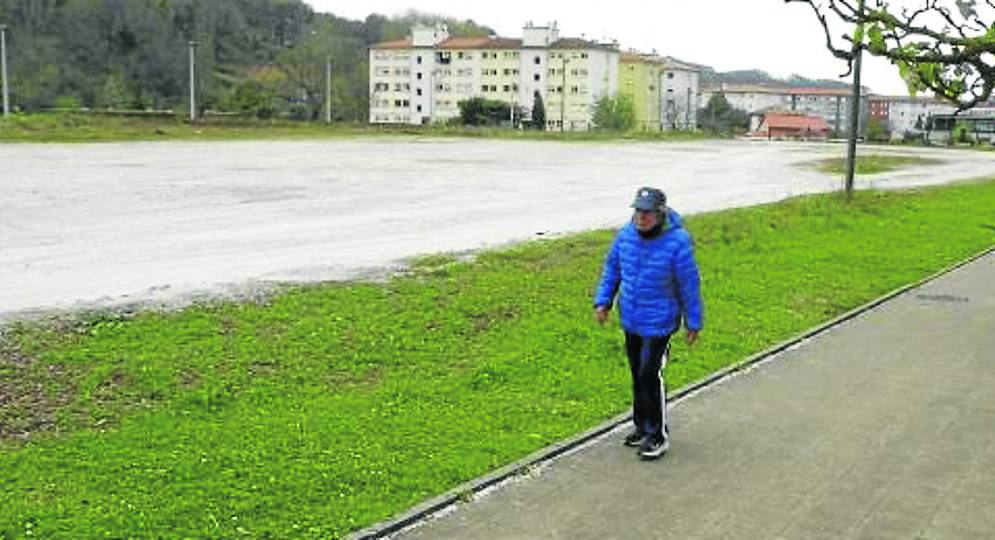 Parcela, ya urbanizada, en el Barrio Covadonga. 