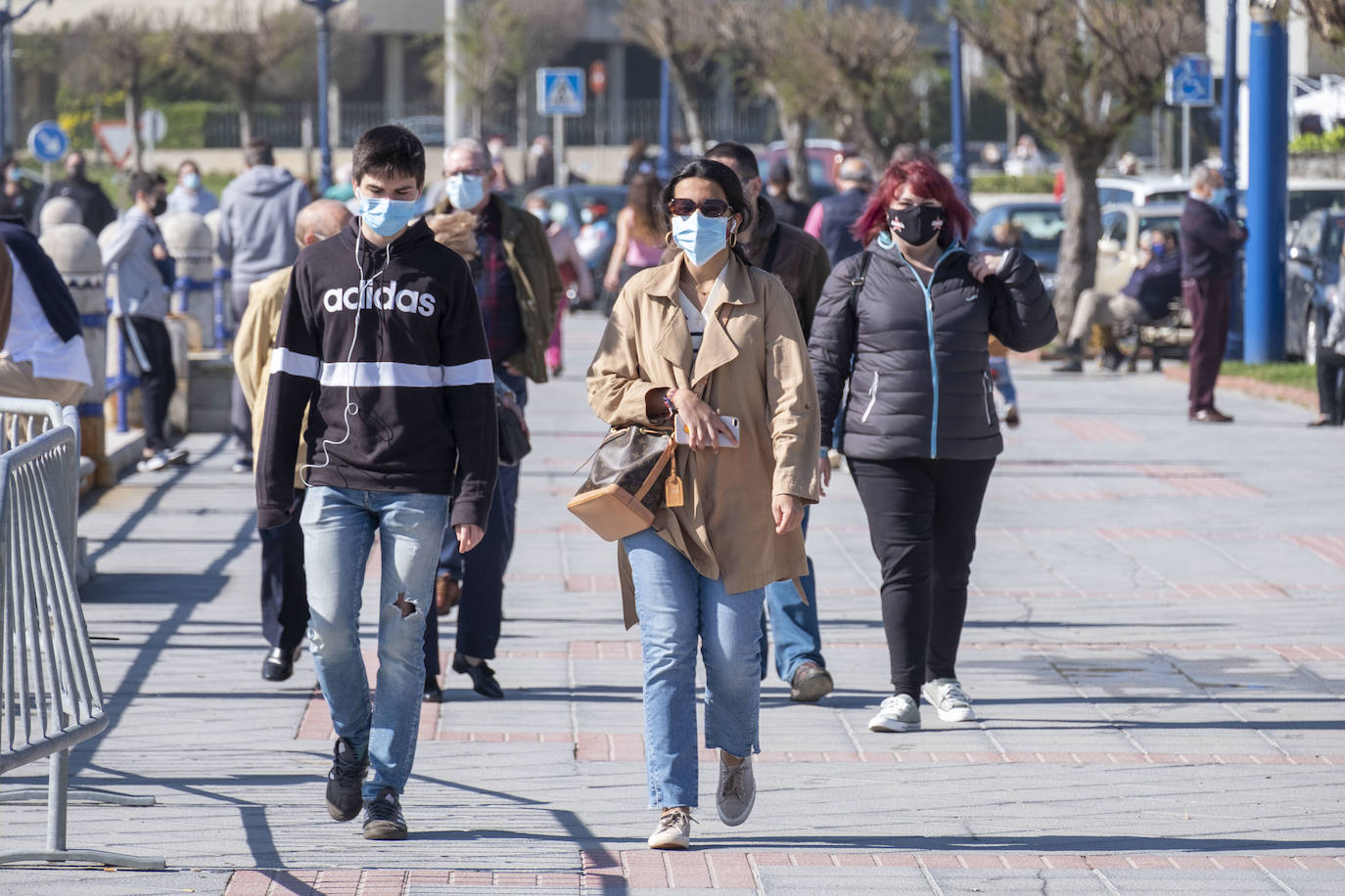 Fotos: Buen fin de semana para pasear por la playa y disfrutar de la región