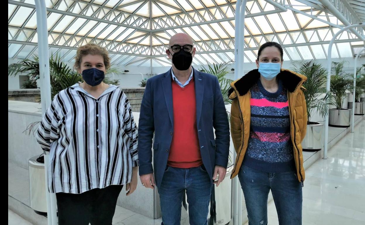 Cs se interesa por la situación profesional de los celadores de Cantabria