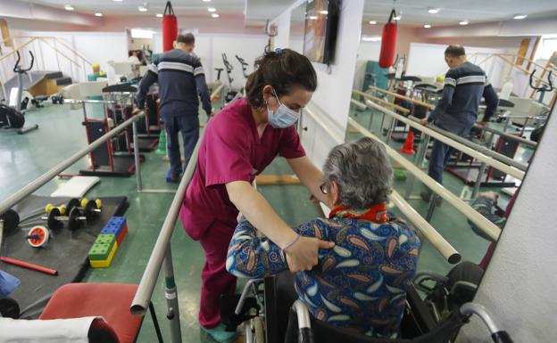 En el gimnasio también se retoman algunas rutinas poco a poco. 