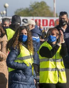 Imagen secundaria 2 - La totalidad de la plantilla de SEG secunda la huelga