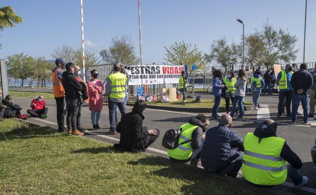 Imagen. La huelga de este lunes ha comenzado a las seis de la mañana.