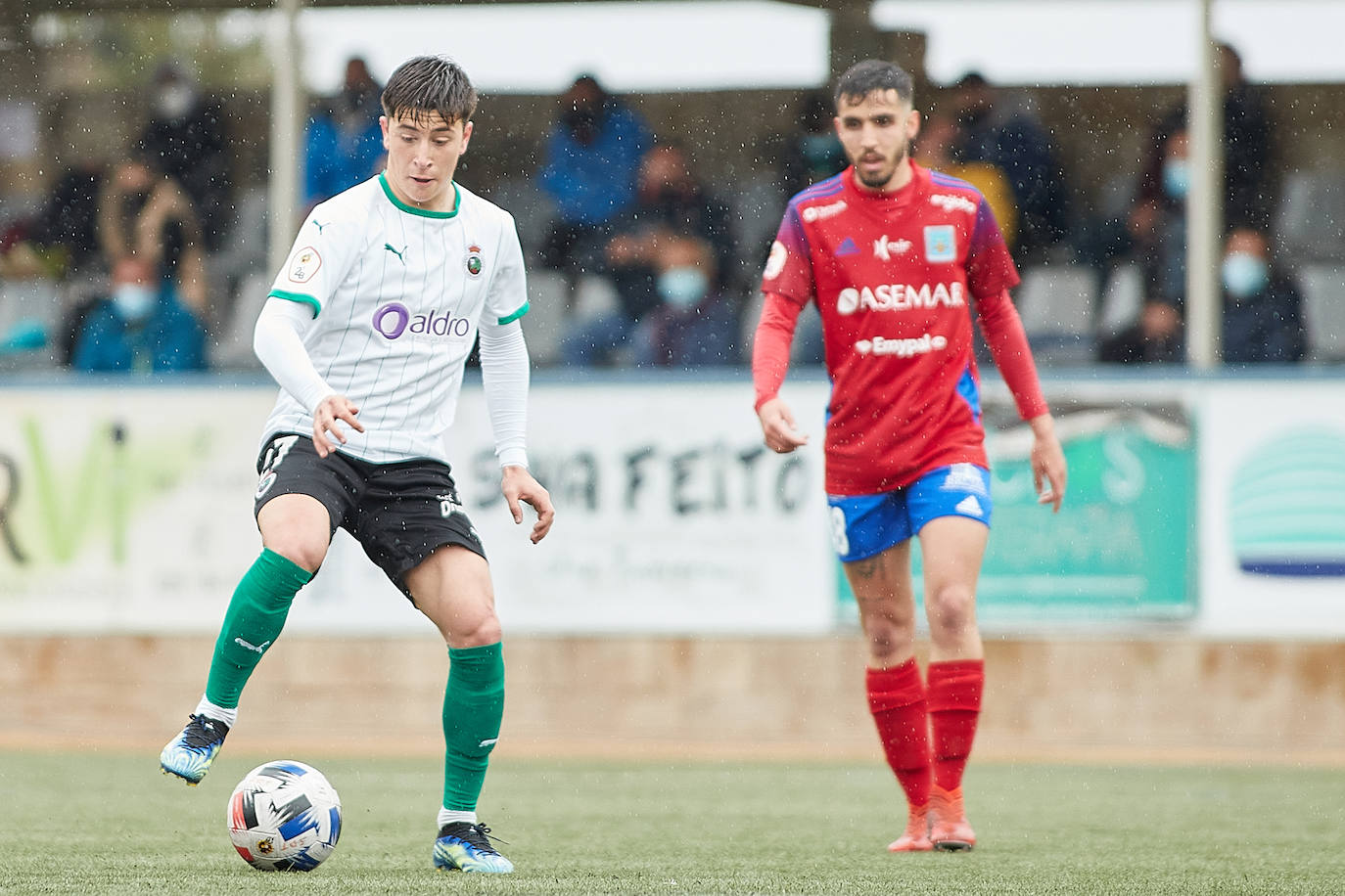 Mal partido del Racing contra el Tarazona.