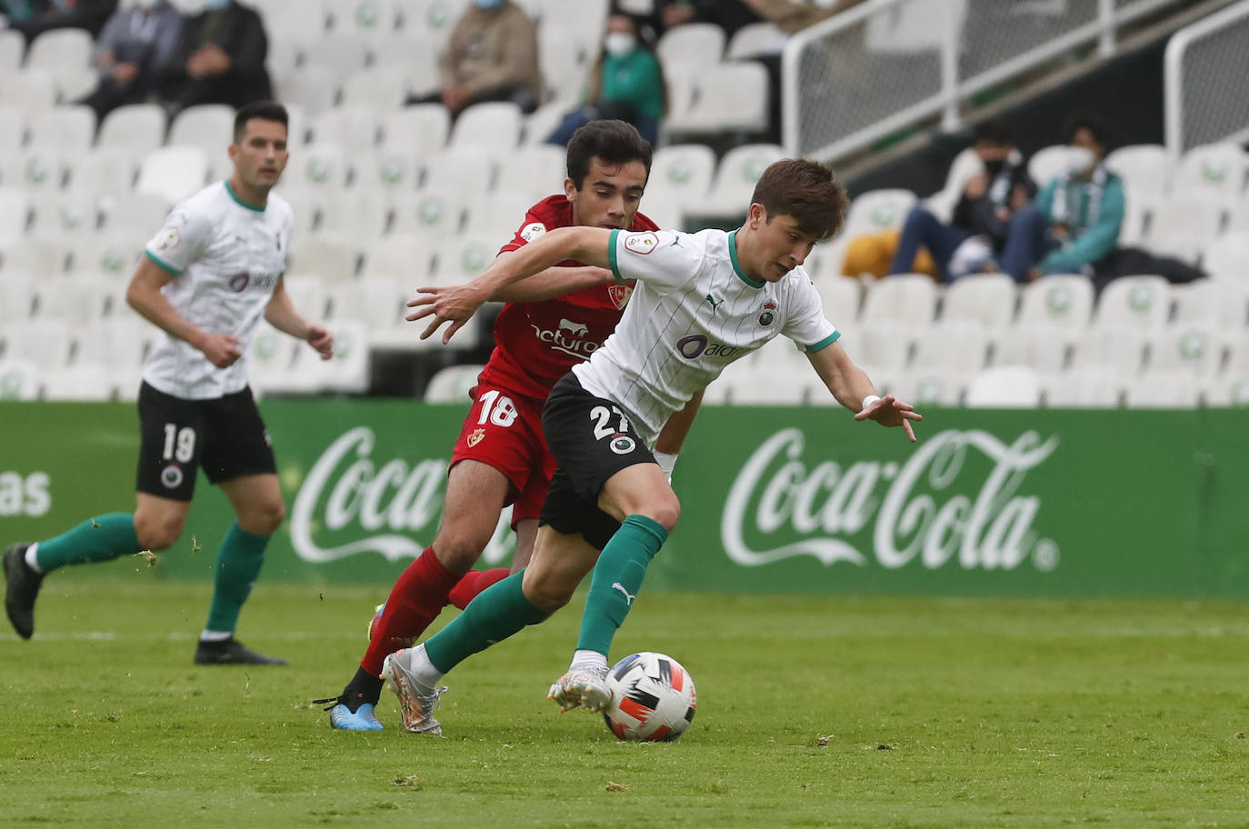 Imágenes del encuentro Racing-Osasuna B.