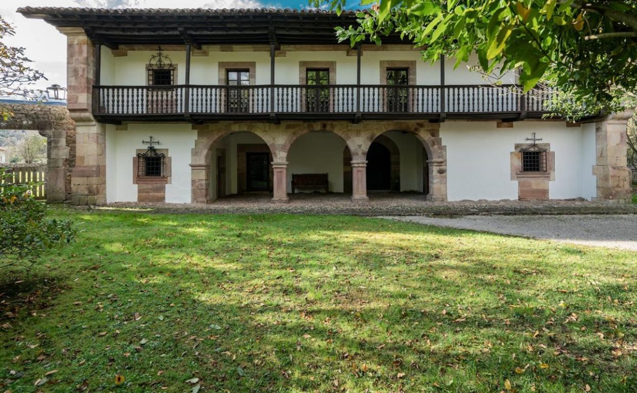 Casona a la venta en Renedo de Cabuérniga.