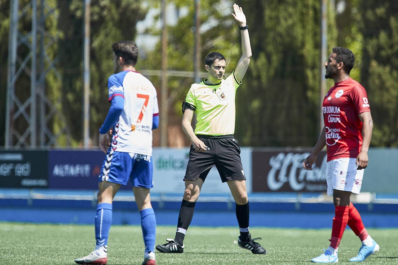 Mal día para el Charles, que salió escaldado de Zaragoza.