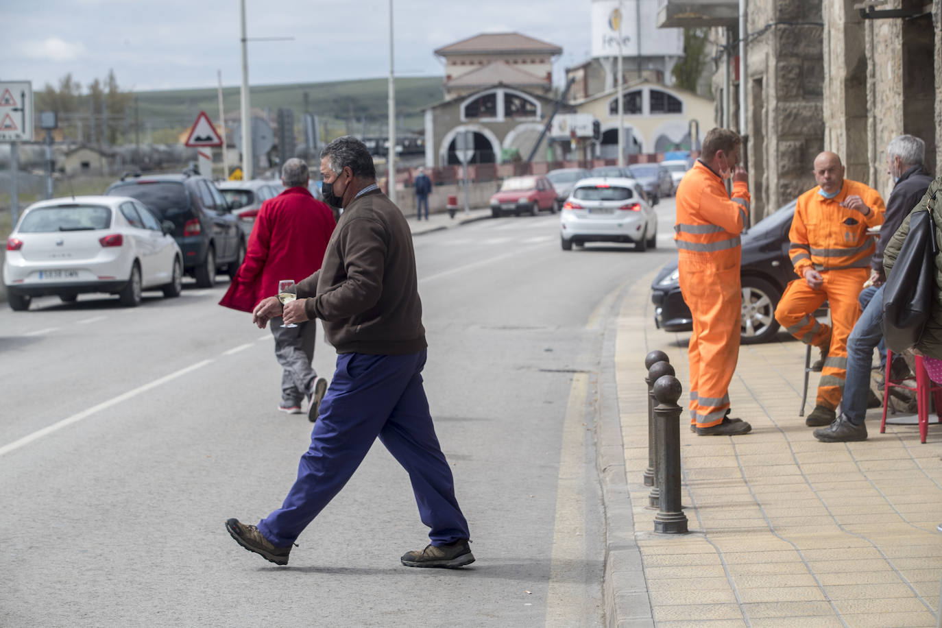 Muchos vecinos del municipio de Valdeolea se han autoconfinado para parar al virus. 