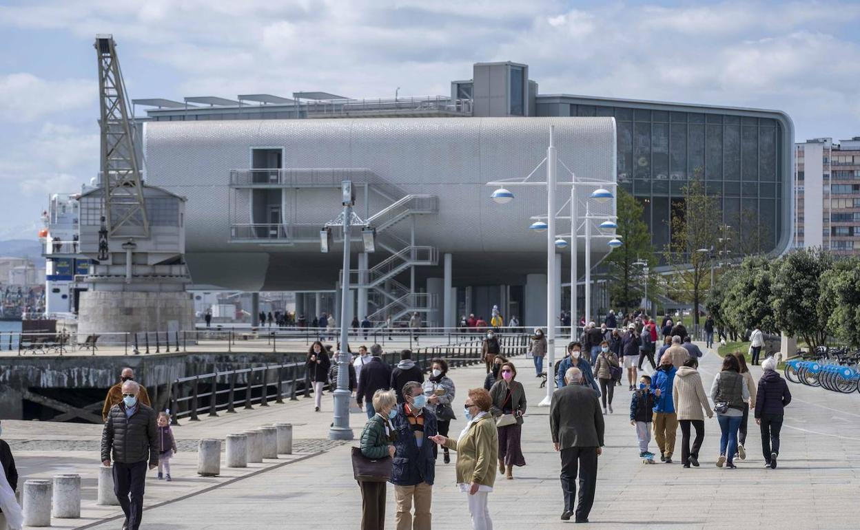 Cs apuesta por reducir el IVA de los servicios turísticos al 4%