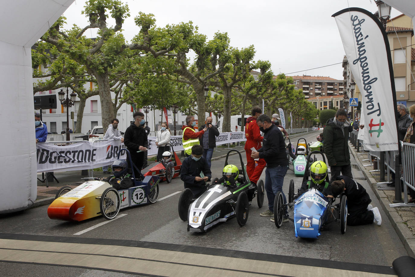 Las escuadras de estudiantes de Secundaria Madi Factory del centro Madre de Dios Ikastetxea (F24) y Lastra Racing del IES Sánchez Lastra (F 24+), se han impuesto en el circuito internacional de vehículos eléctricos y ecológicos 'Greenpower Iberia-Bridgestone'