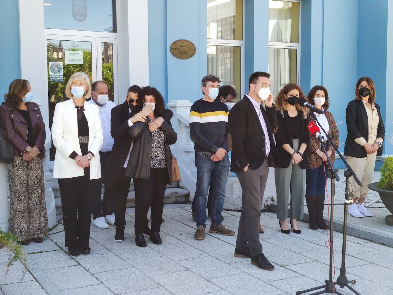 Fotos: Colindres guarda un minuto de silencio por Mario Fuentes