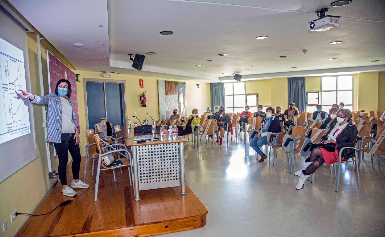 Una imagen de uno de los talleres, en el centro cultural La Vidriera.