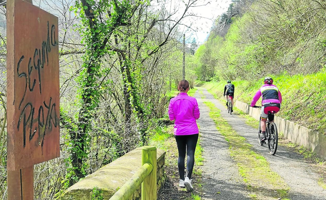 Peatones y ciclistas son protagonistas de algunos de los proyectos que esperan Fondos Europeos.