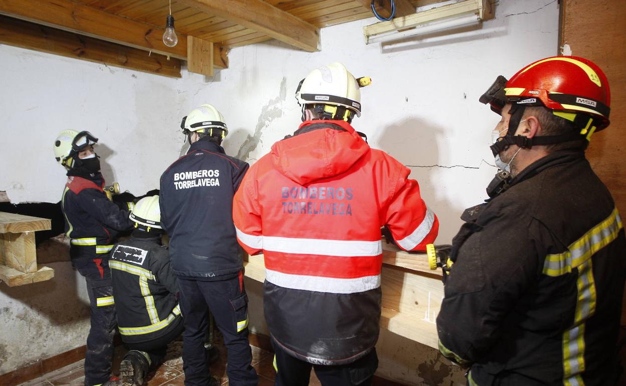 CCOO celebra la ley reguladora de la actividad de los bomberos pero exige la equiparación al 112