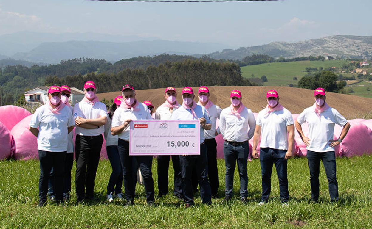 Aspla lleva sus plásticos de color rosa contra el cáncer de mama a Francia, Suiza, Alemania y Suecia