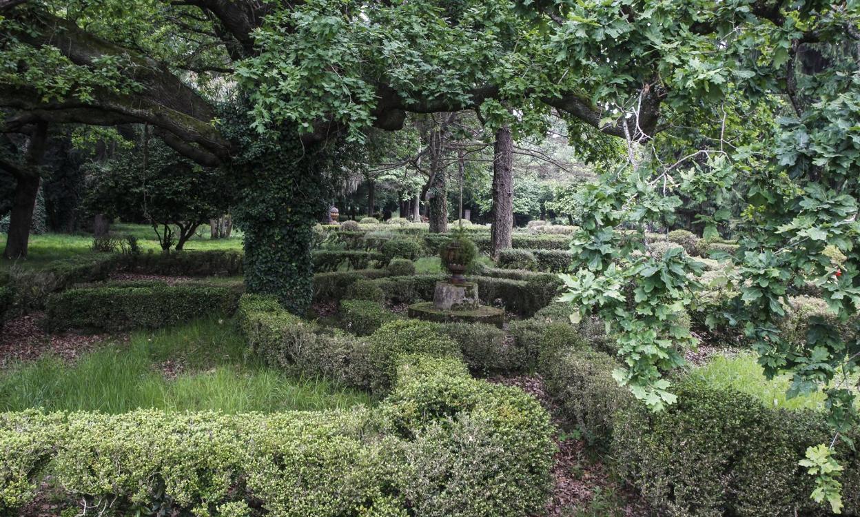 El jardín botánico de Ganzo cuenta con una gran variedad de árboles y plantas.