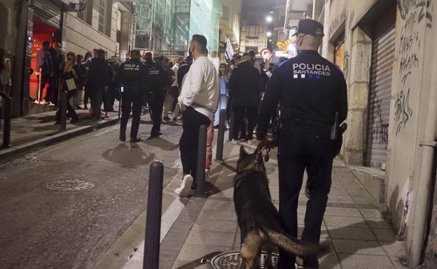 UGT denuncia que haya policías locales que todavía no han sido vacunados en Cantabria