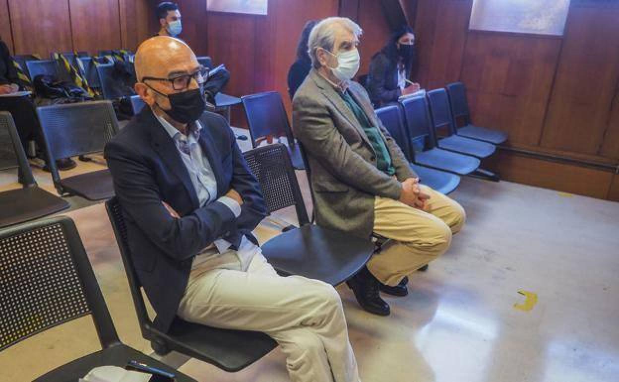 «Noja no se merece ser recordada por la corrupción de un dirigente del PP»
