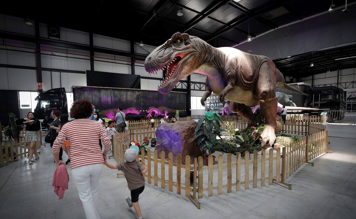 La exposición Dinosaurs Tour llega el sábado al Palacio de Exposiciones de Santander