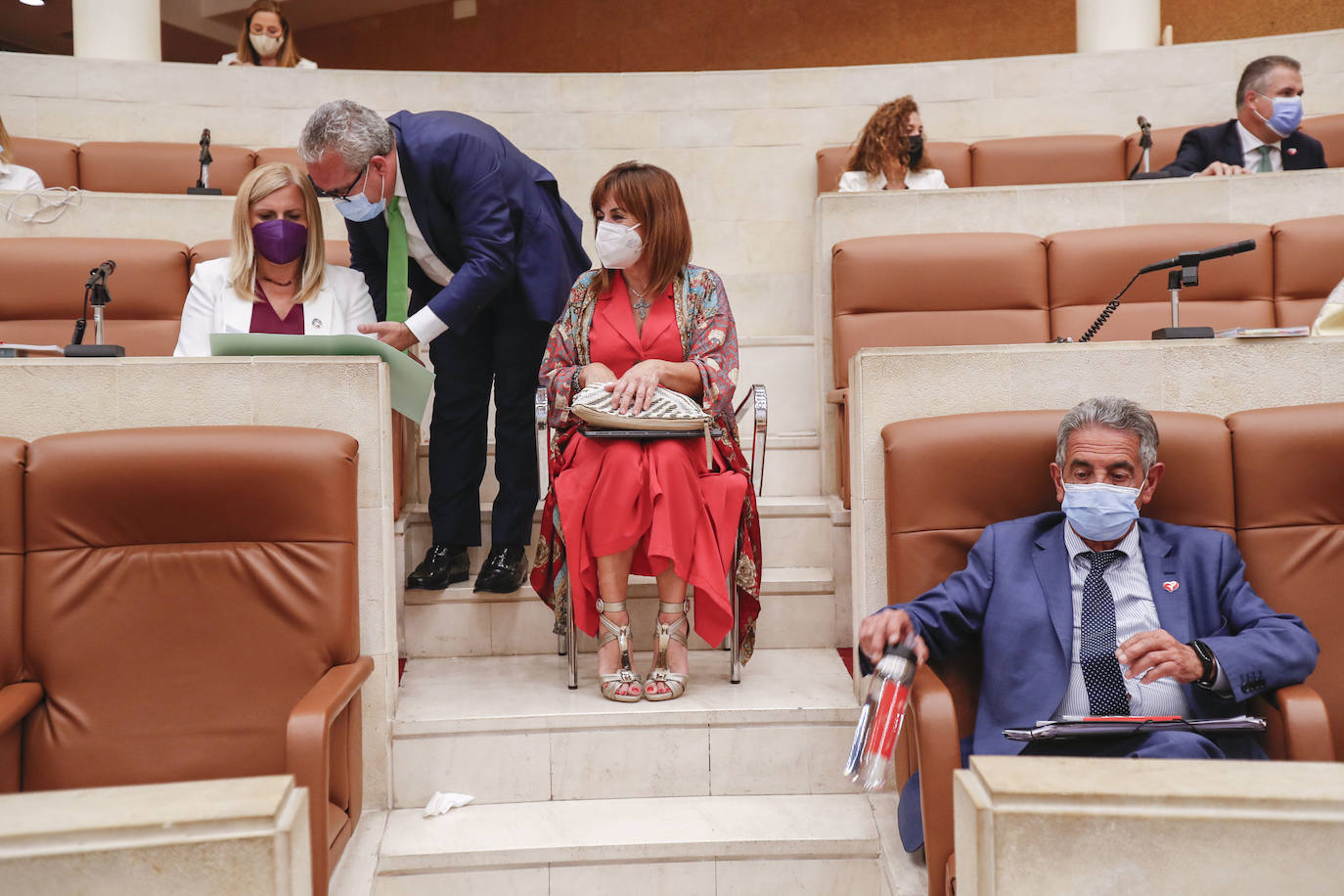 Fotos: El Parlamento acoge el Debate sobre el Estado de la Región