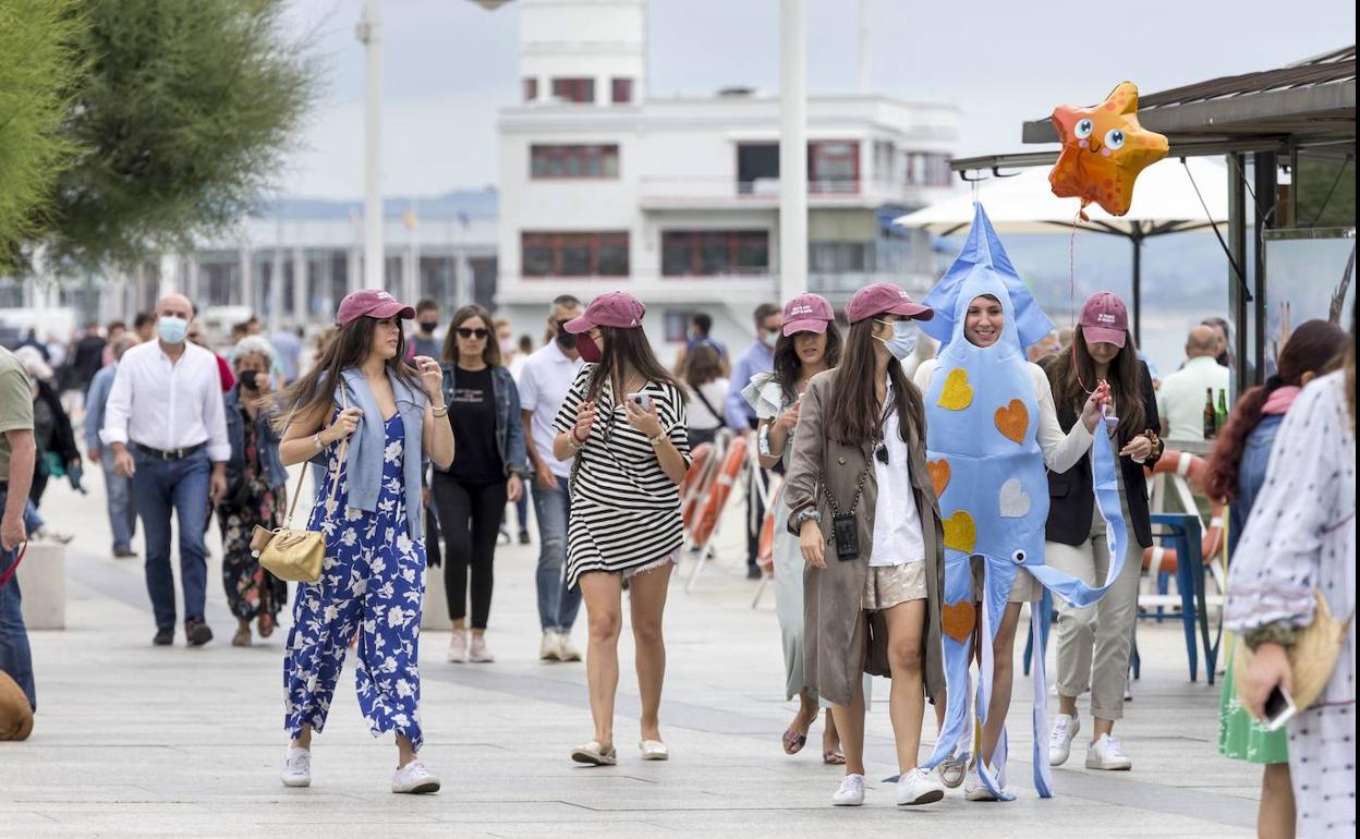 Turismo en el centro de Santander.