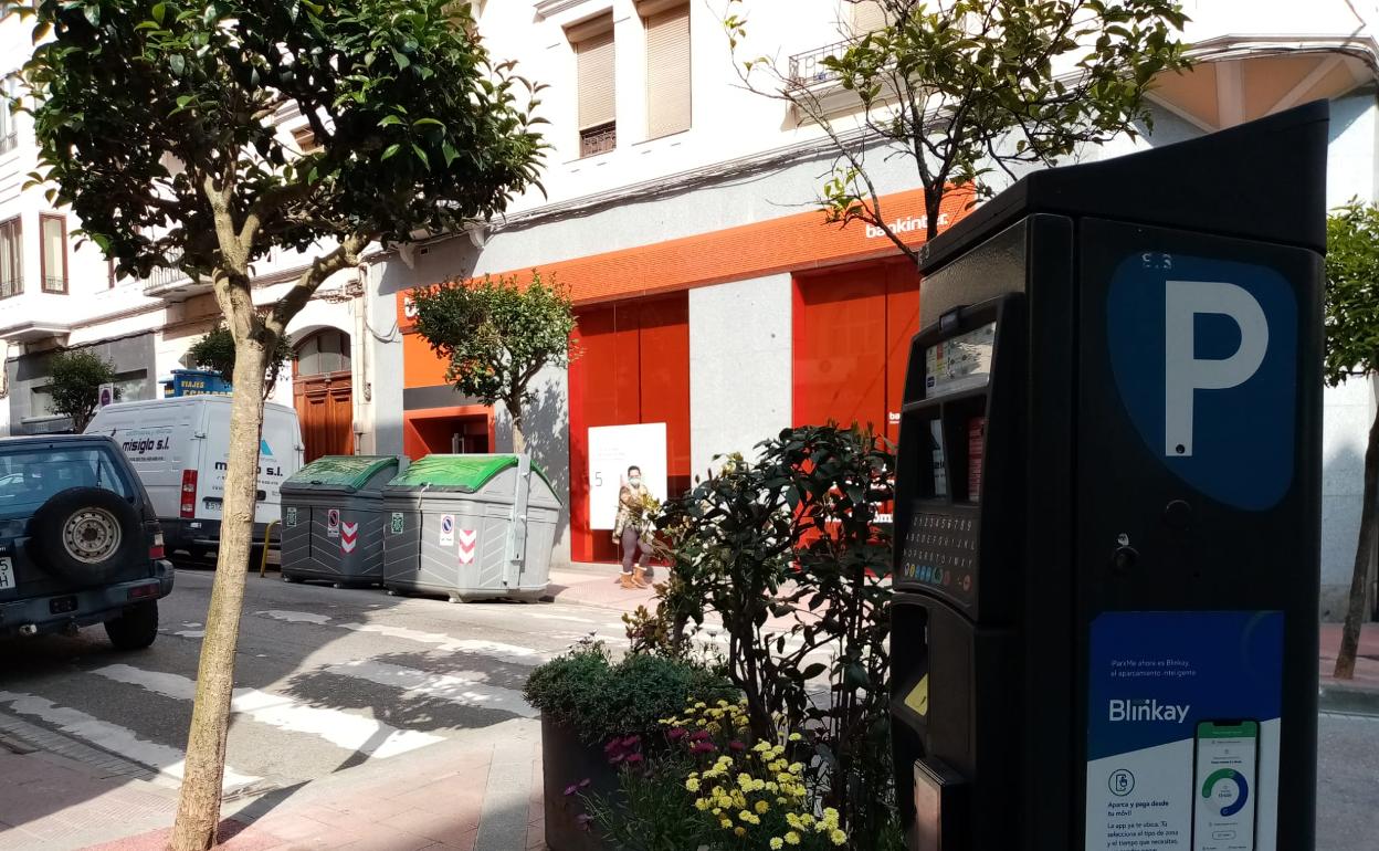 El Ayuntamiento de Castro publica un tríptico para informar sobre la nueva Ordenanza de aparcamiento