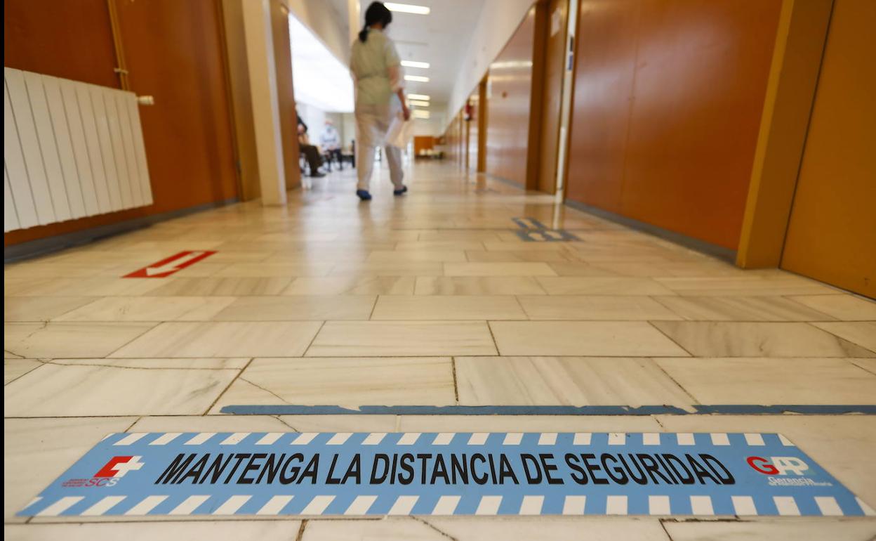 El Colegio de Médicos avisa: «Los servicios de Atención Primara están saturados»