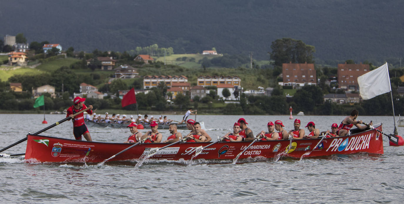 Fotos: Pedreña gana el Campeonato Regional