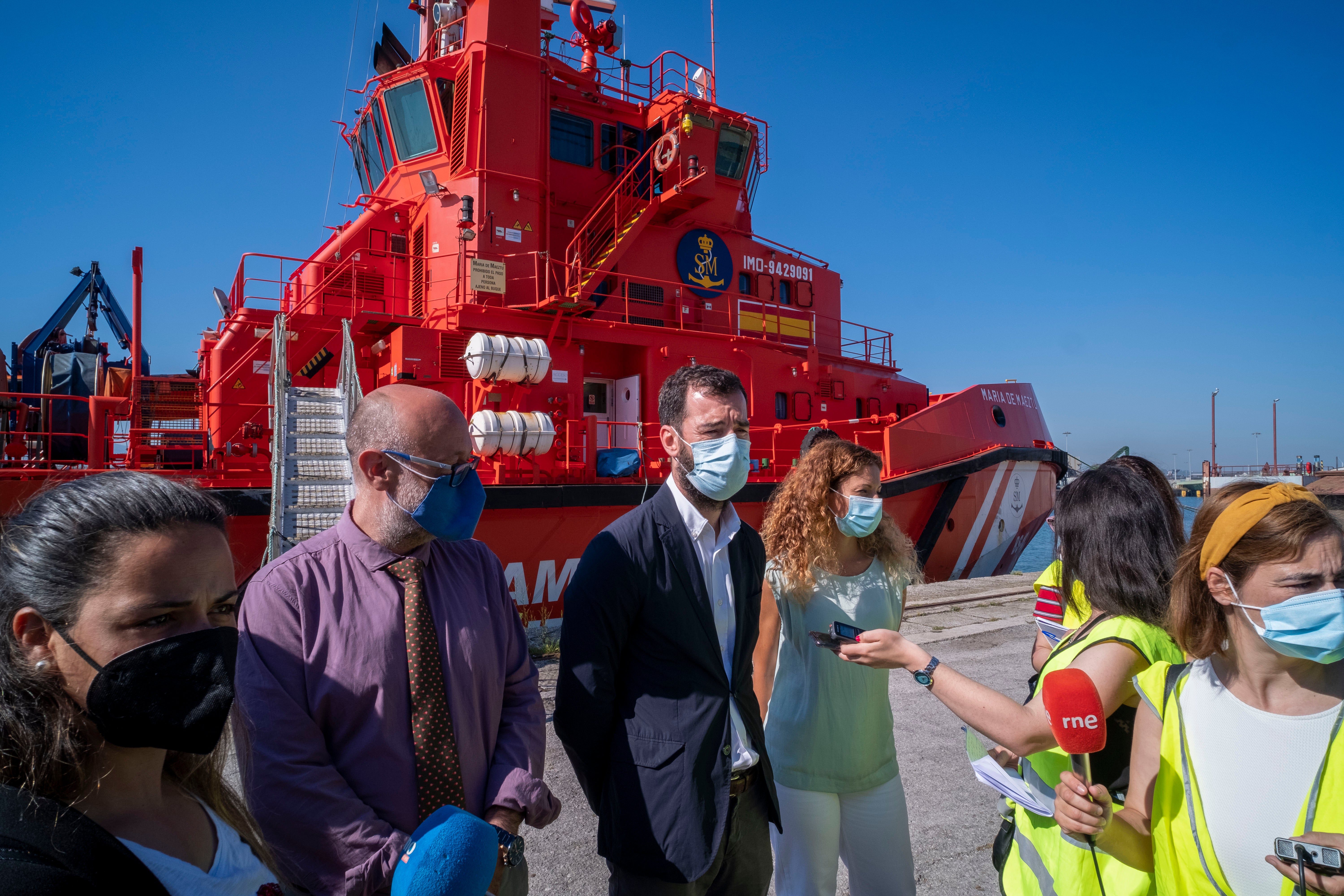 Fotos: El buque &#039;María de Maetzu&#039; participa en la búsqueda de Fernando Solano