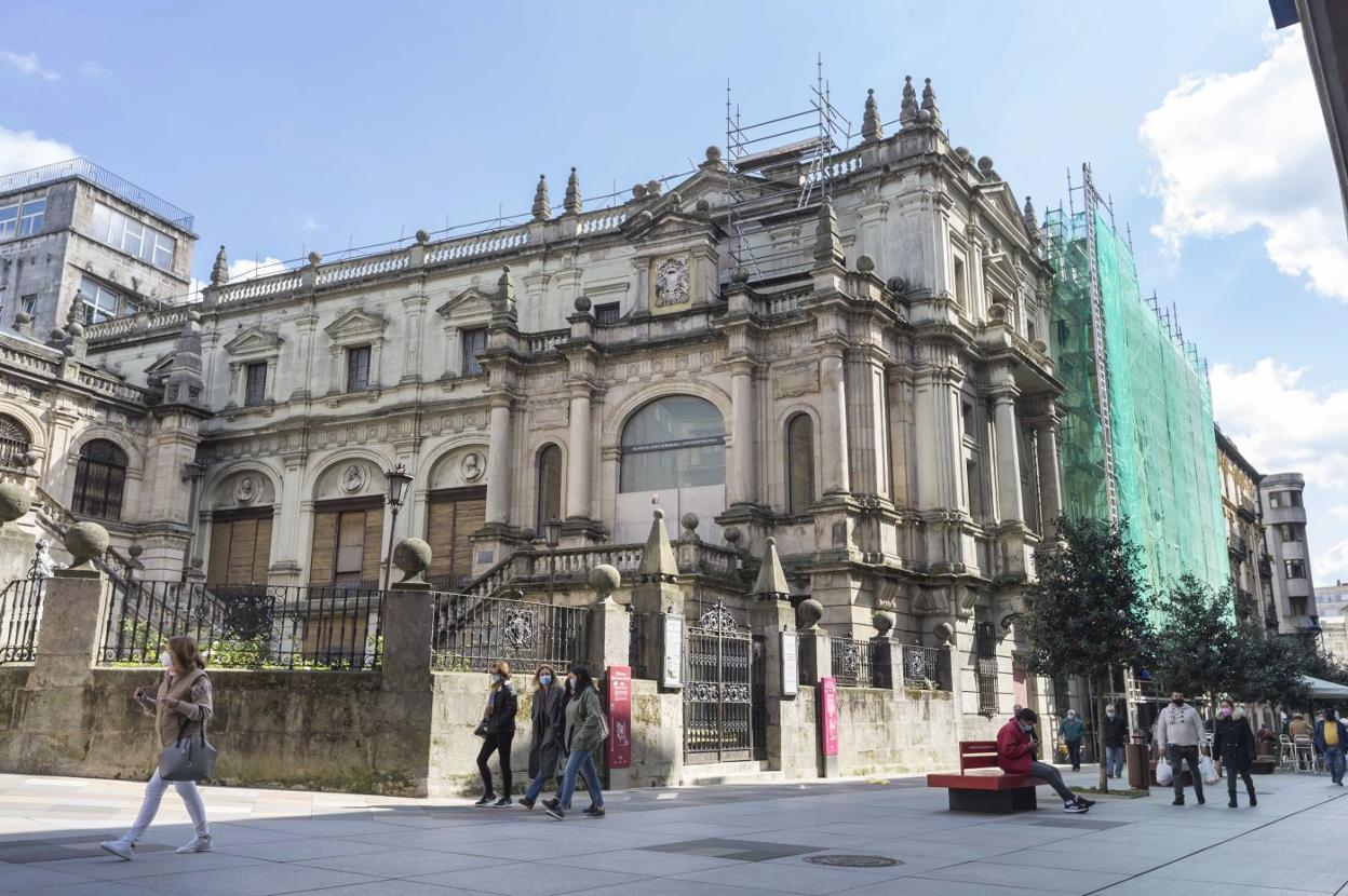 El MAS está cerrado desde finales de 2017, cuando se quemó gran parte del edificio. 