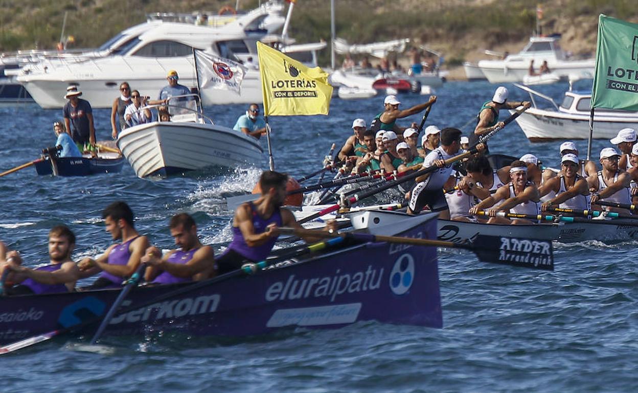 Pedreña se vio superada por Kaiku, ganador de la regata, y por Getaria.