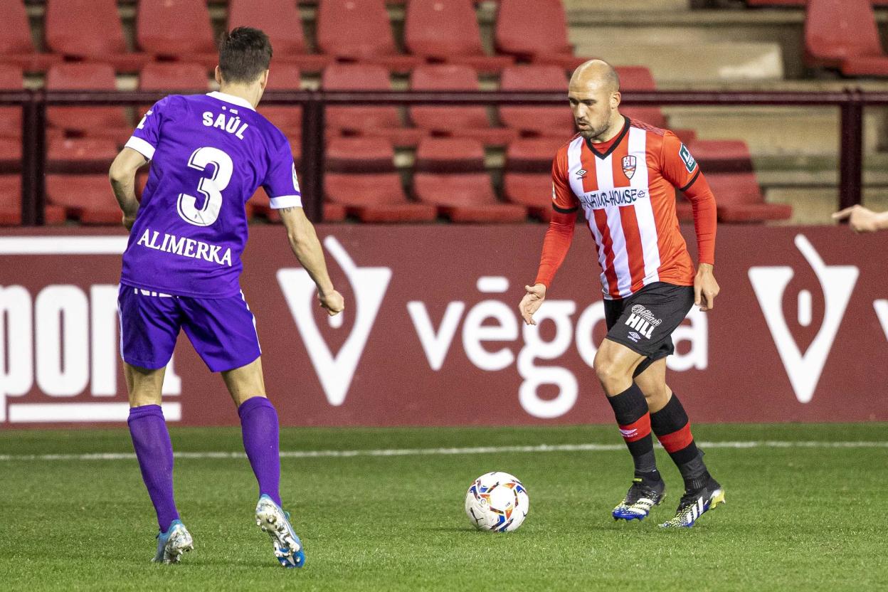 Unai Medina, en un partido con la UD Logroñés. david pérez