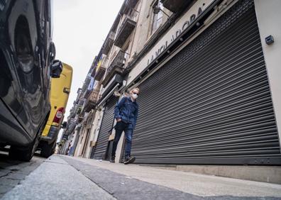 Imagen secundaria 1 - «Yo soy camarero, no policía»