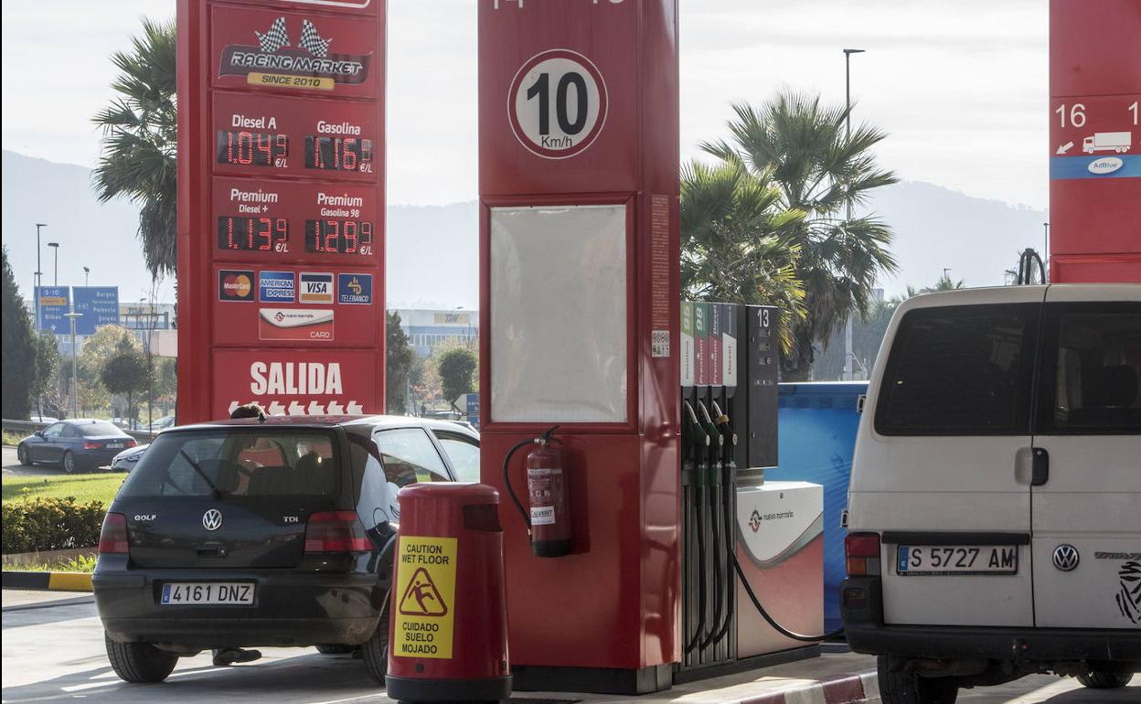 Santander aprueba limitar las gasolineras en zonas residenciales