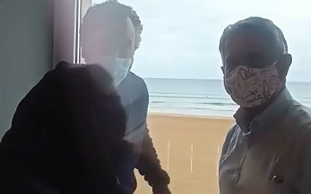 Revilla y Brasero bromean sobre el mal tiempo de este verano en Cantabria