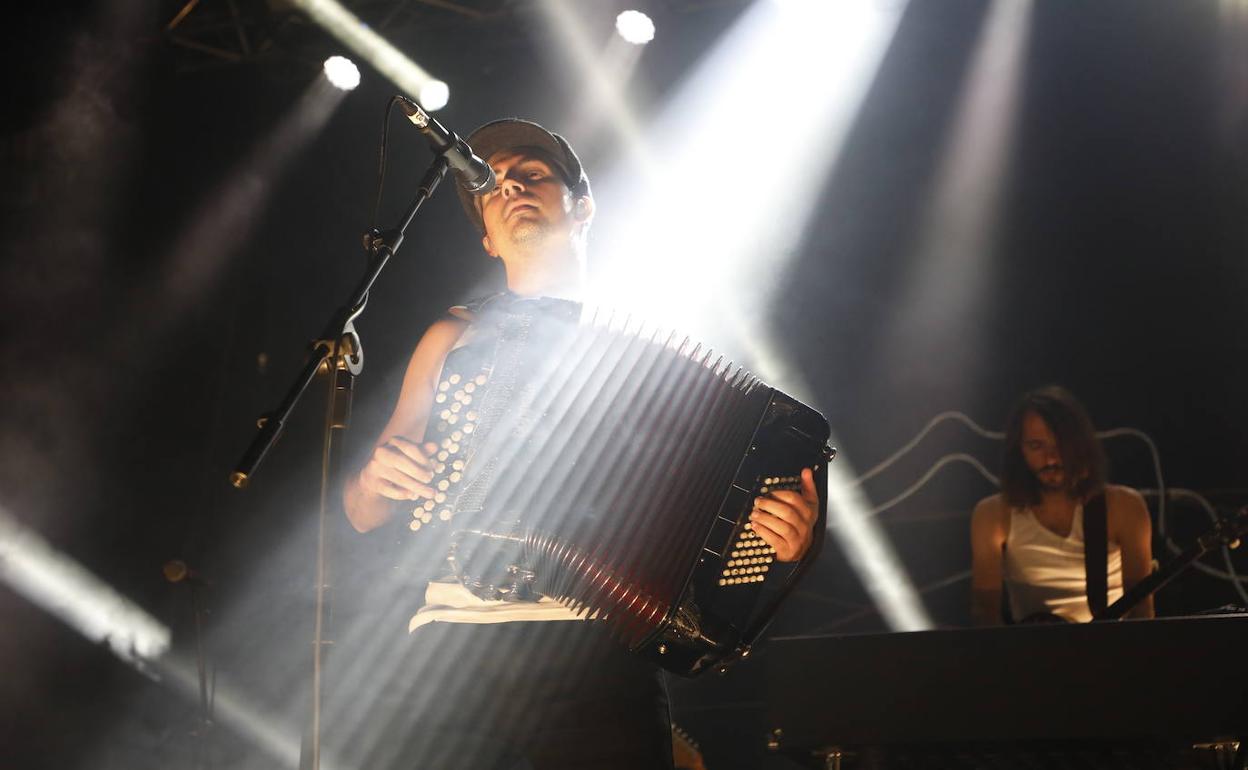 La M.O.D.A. inocula su dosis de emoción en Castro Urdiales