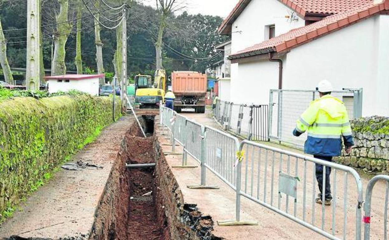 Red Eléctrica une la línea de alta tensión en Camargo y El Astillero
